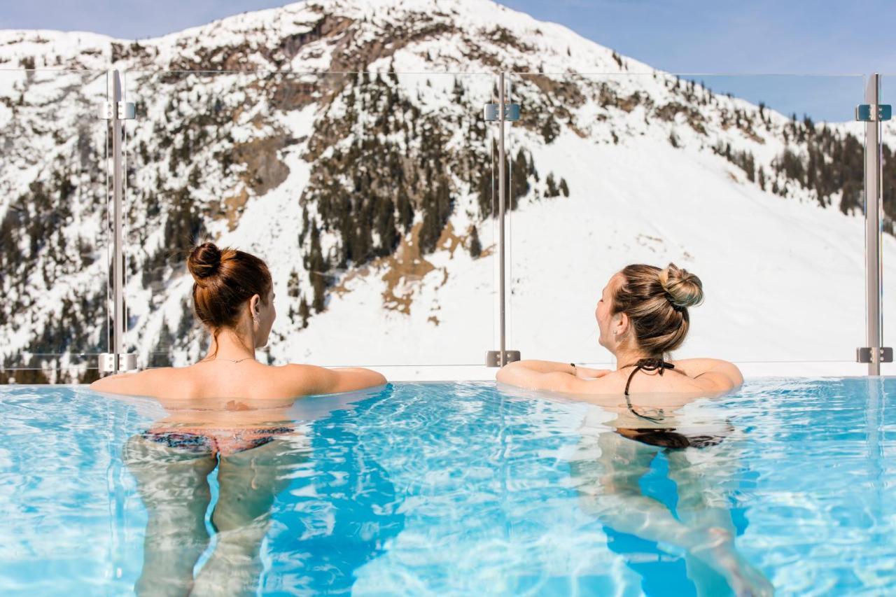Alpenparks Hotel & Apartment Arlberg Warth Mit Pool Eksteriør bilde