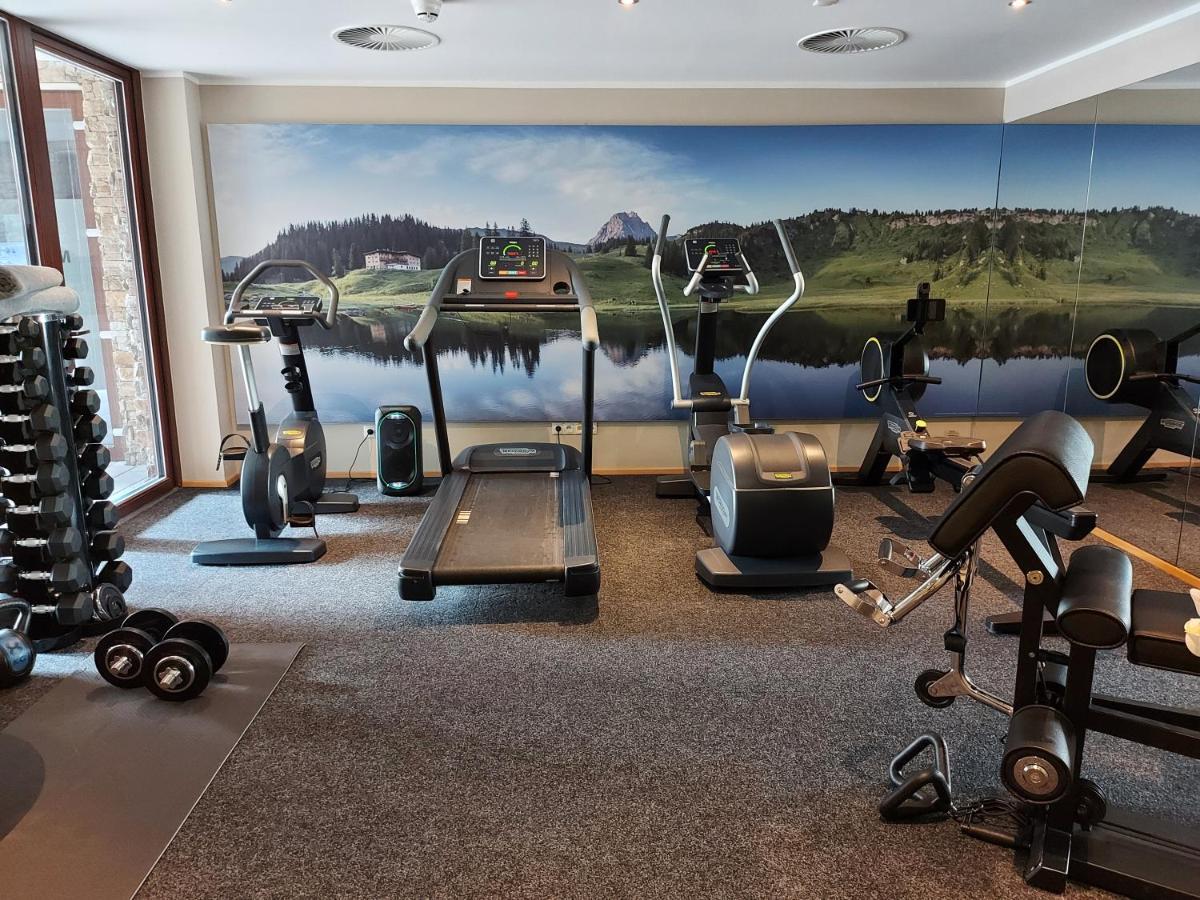 Alpenparks Hotel & Apartment Arlberg Warth Mit Pool Eksteriør bilde