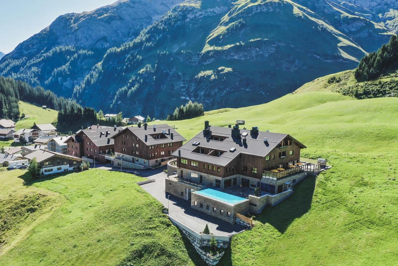 Alpenparks Hotel & Apartment Arlberg Warth Mit Pool Eksteriør bilde