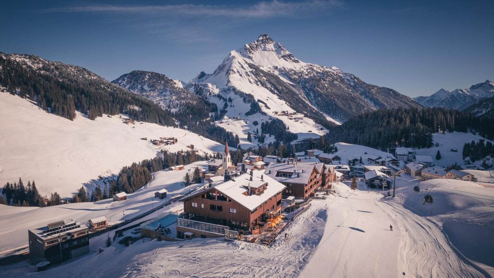 Alpenparks Hotel & Apartment Arlberg Warth Mit Pool Eksteriør bilde
