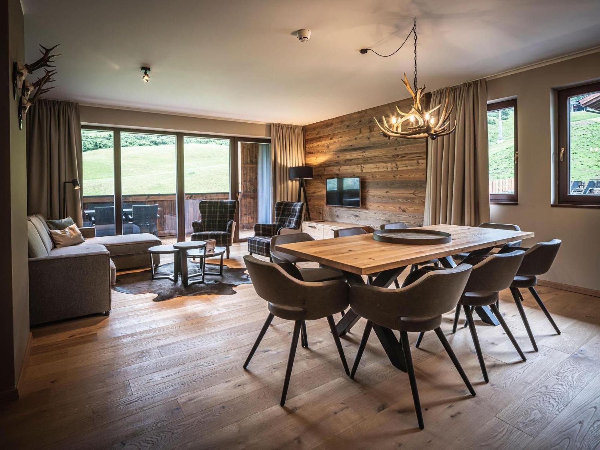 Alpenparks Hotel & Apartment Arlberg Warth Mit Pool Eksteriør bilde