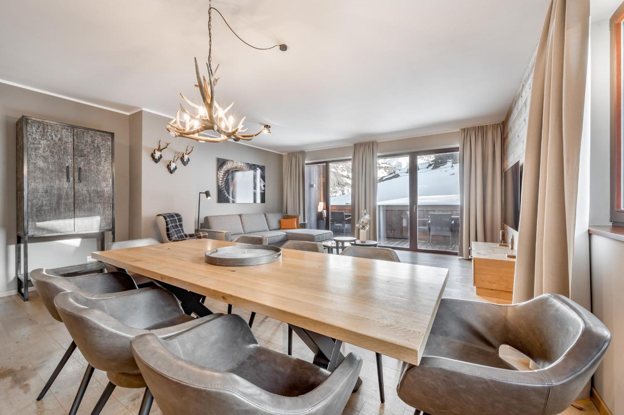 Alpenparks Hotel & Apartment Arlberg Warth Mit Pool Eksteriør bilde