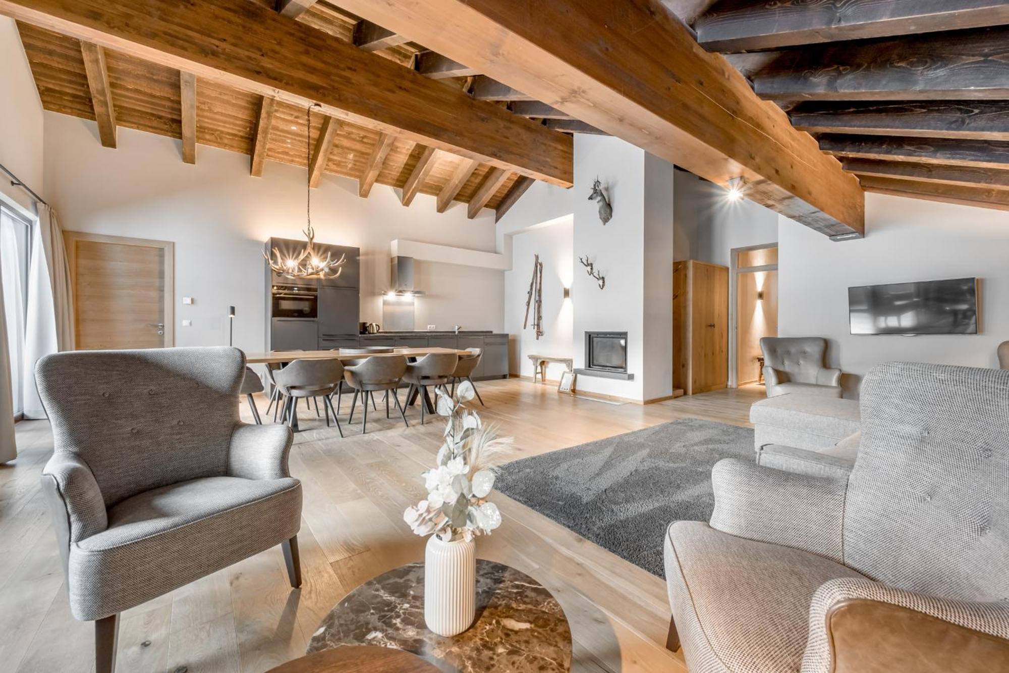 Alpenparks Hotel & Apartment Arlberg Warth Mit Pool Eksteriør bilde