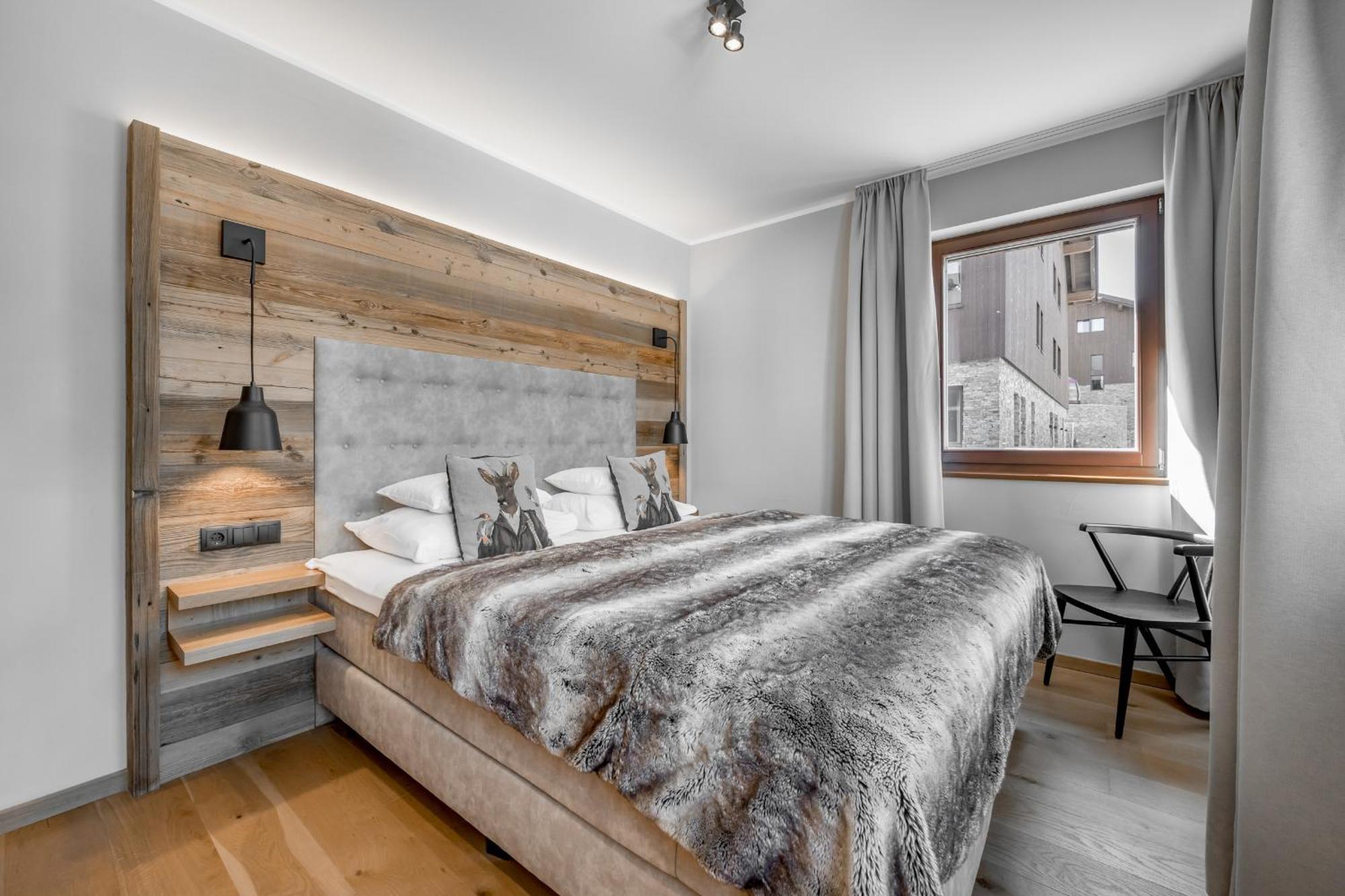 Alpenparks Hotel & Apartment Arlberg Warth Mit Pool Eksteriør bilde